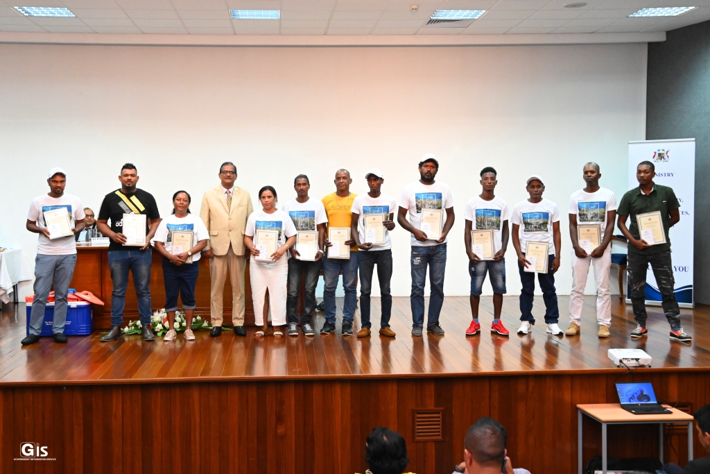 Certificates and Artisanal Fisher Registration Cards remitted to 100 ...