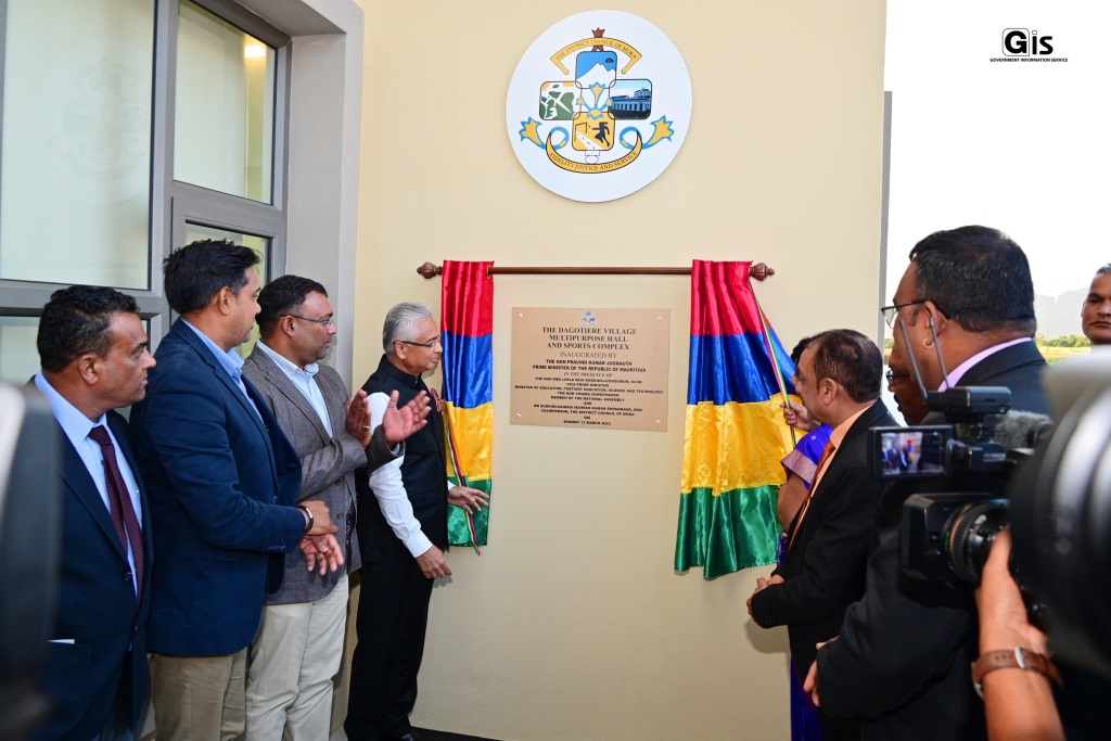 PM inaugurates Multipurpose Hall and Sports Complex at Dagotière village